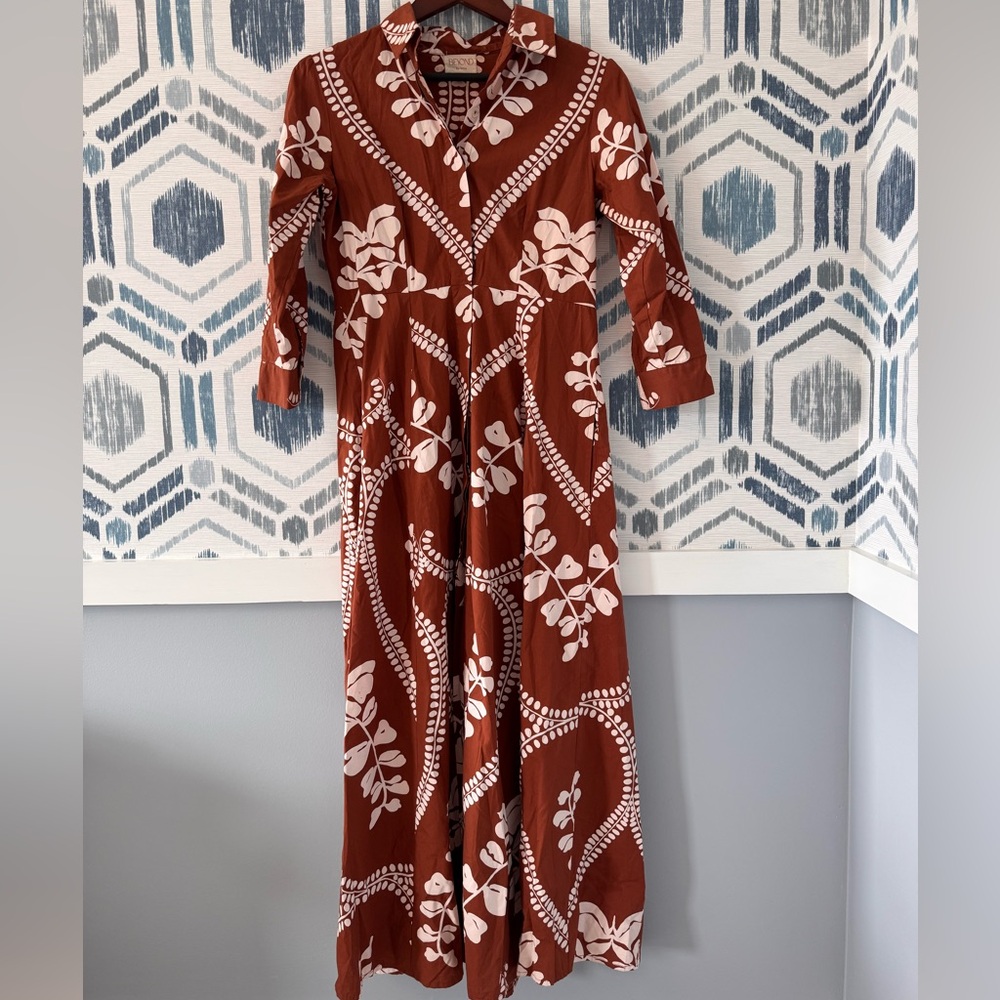 Beyond by Vera Maxi